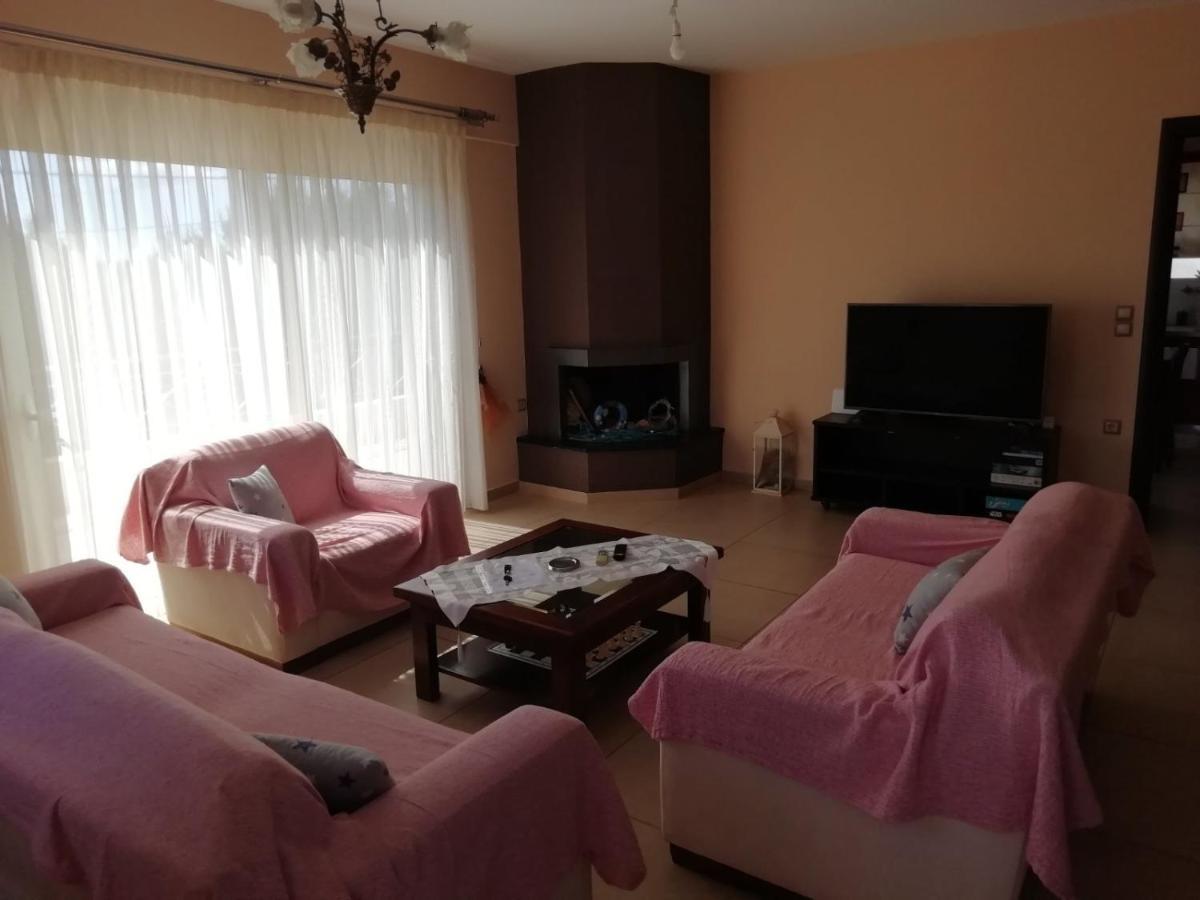 Rural 3-Bedroom House Kalamata Bagian luar foto