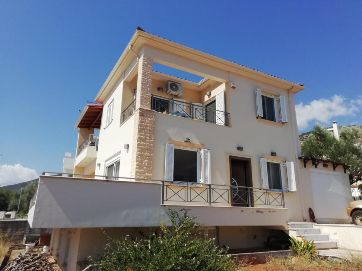 Rural 3-Bedroom House Kalamata Bagian luar foto