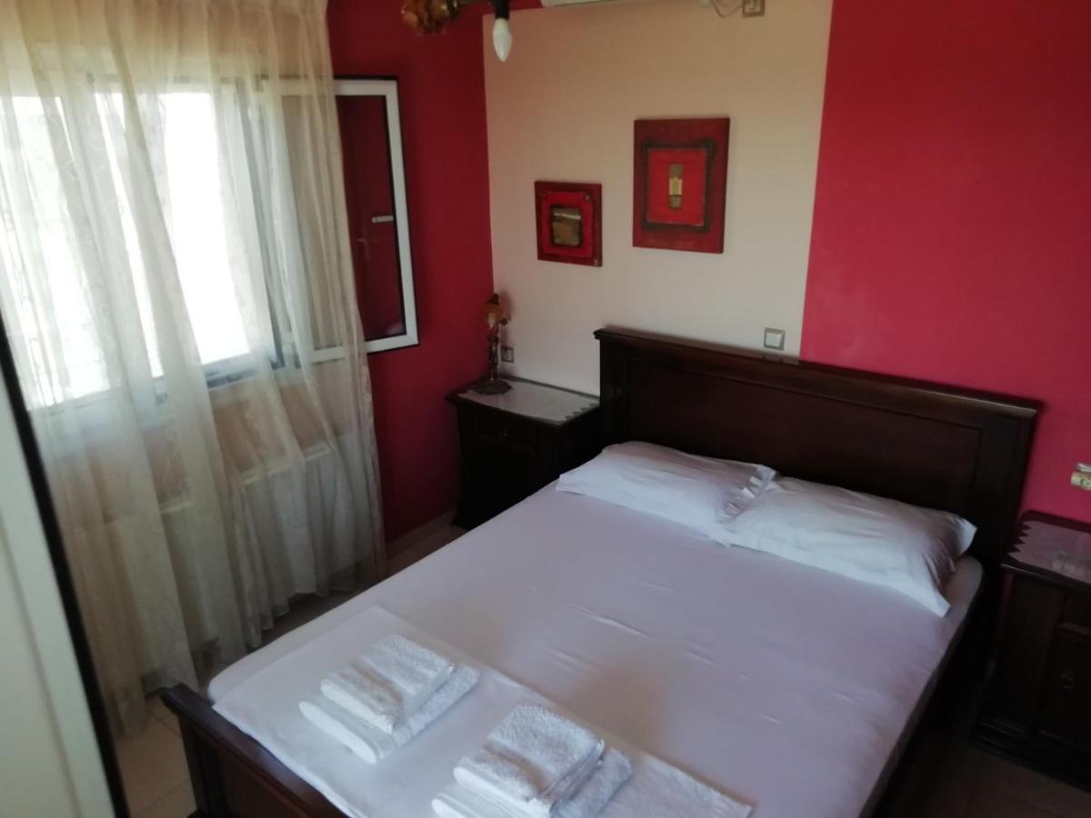 Rural 3-Bedroom House Kalamata Bagian luar foto